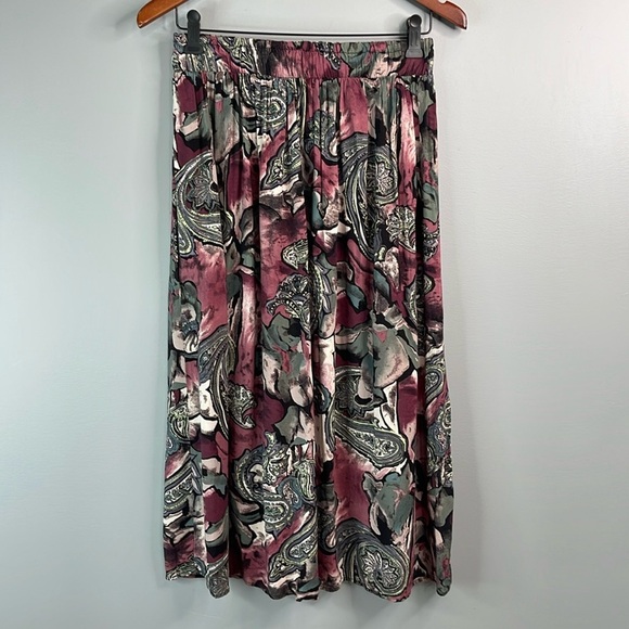 VINTAGE 80s Paisley Floral Print Midi Skirt Hunter Green Dusty Rose Rayon L - Picture 9 of 9